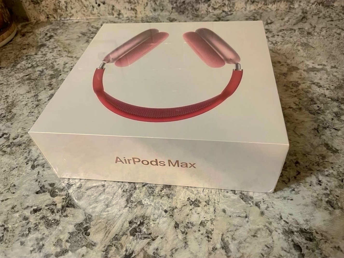Apple AirPods Max Pink Unlocked - Used image 3
