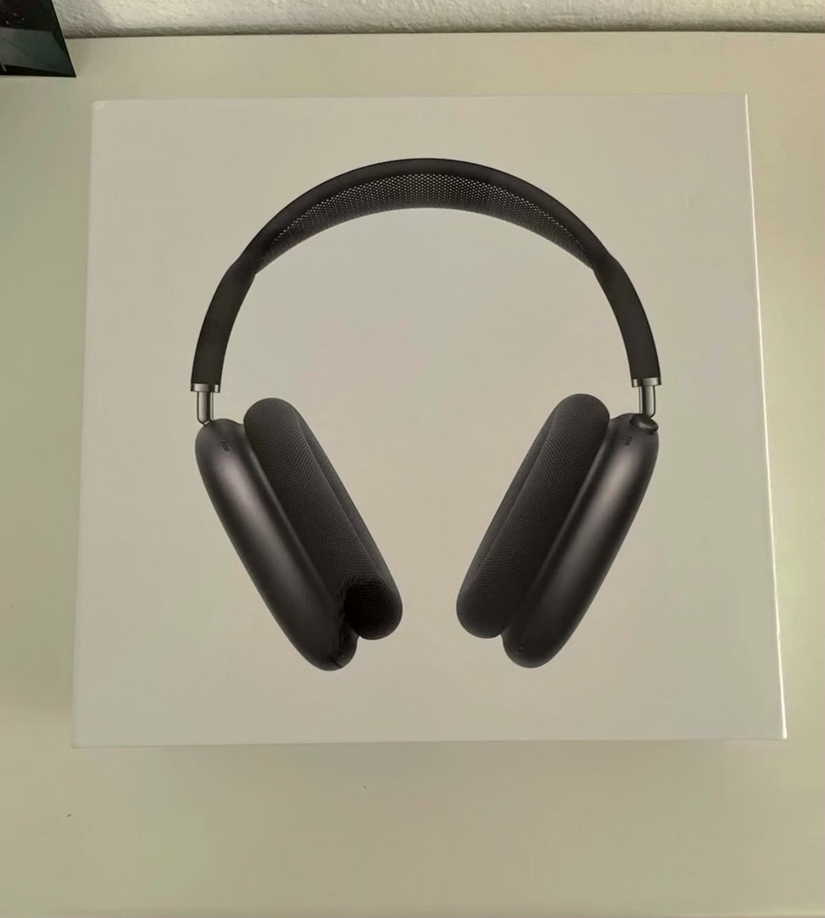 Apple AirPods Max 1W25 Unlocked - Used