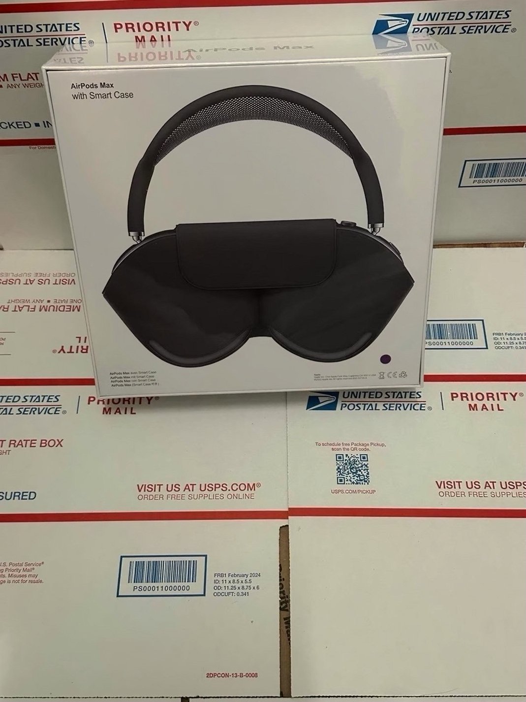 Apple AirPods Max 6W23 Used image 2