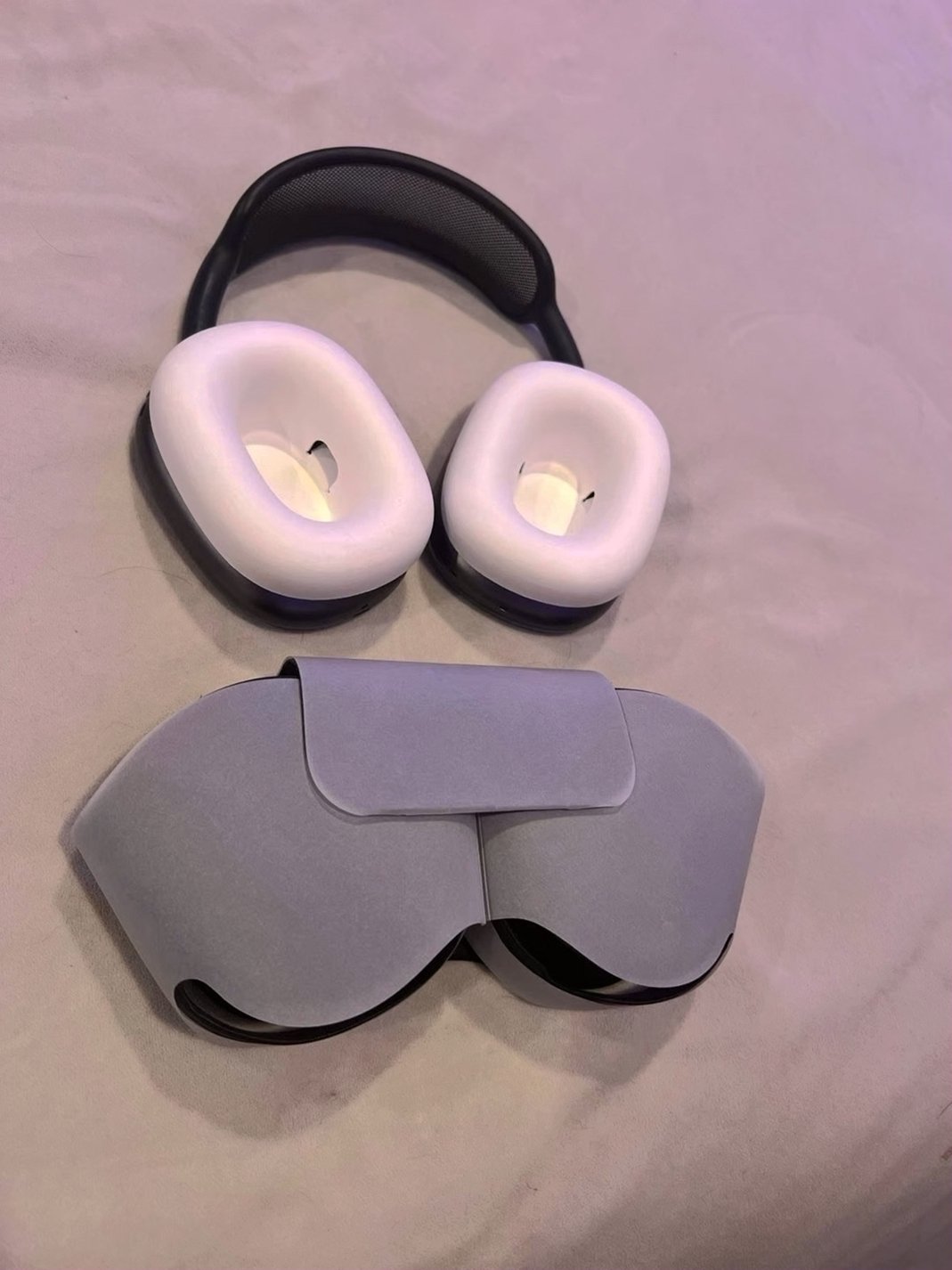 Apple AirPods Max 1V13 Space Gray - Used image 4