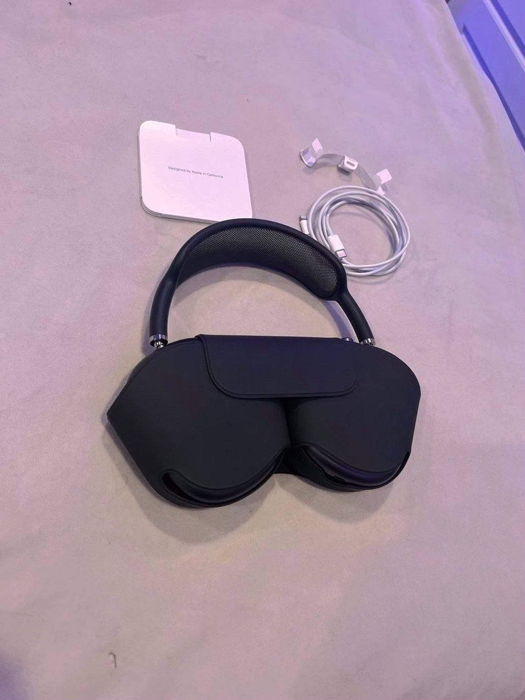 Apple AirPods Max 1V13 Space Gray - Used image 5