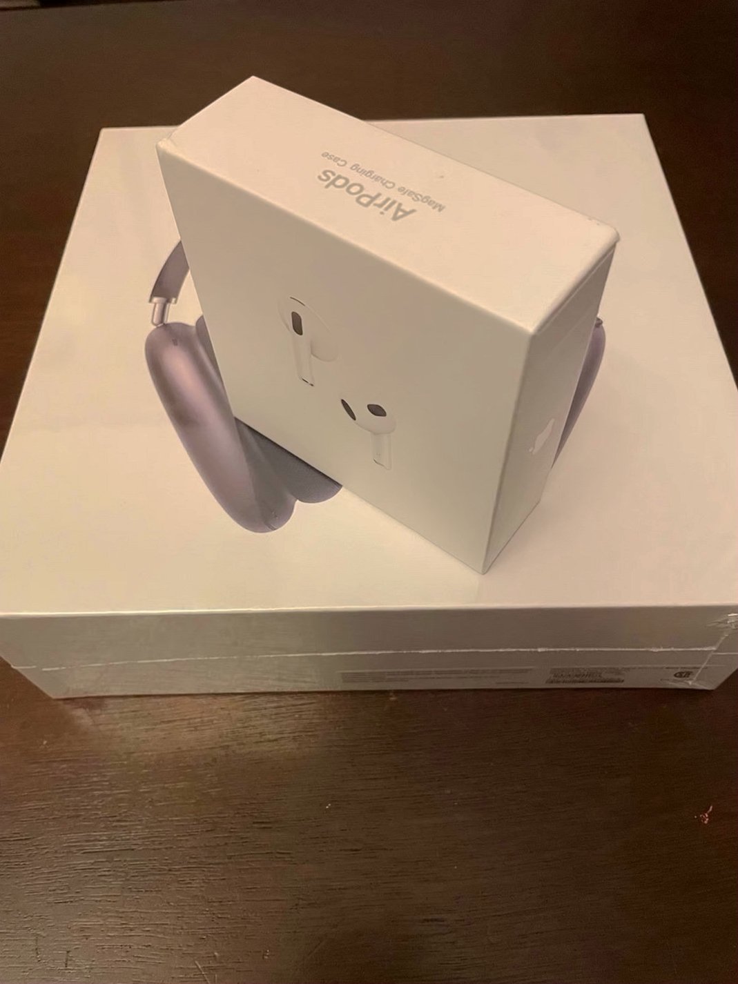 Apple AirPods Max & Pro 7F72 Grey Unlocked - Used image 5