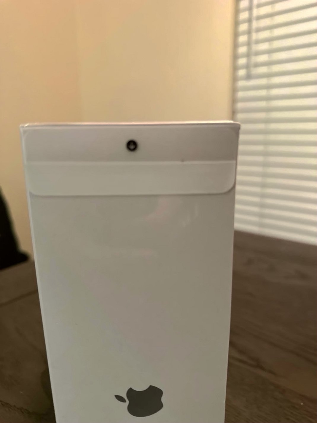Apple AirPods Max 3A51 Space Gray Unlocked - Used image 4