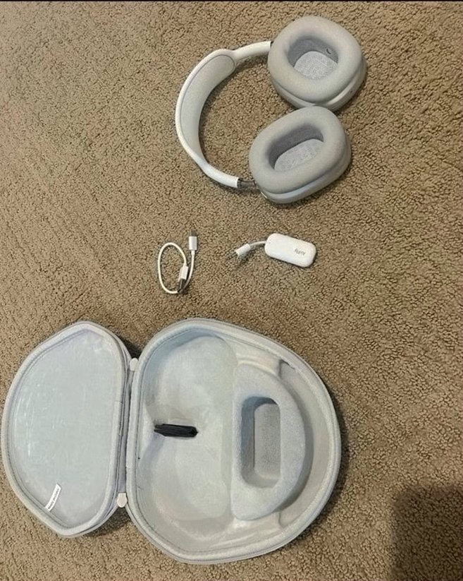 Apple AirPods Max Silver Unlocked - Used image 3