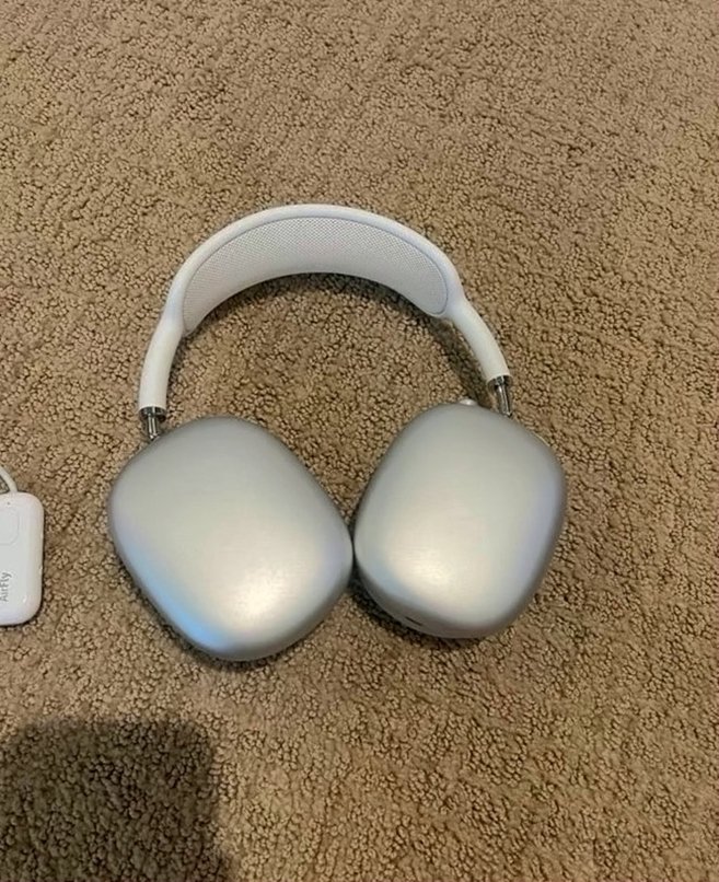 Apple AirPods Max Silver Unlocked - Used image 5