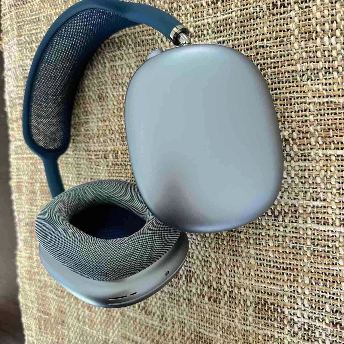 Apple AirPods Max Blue Unlocked - Used image 5