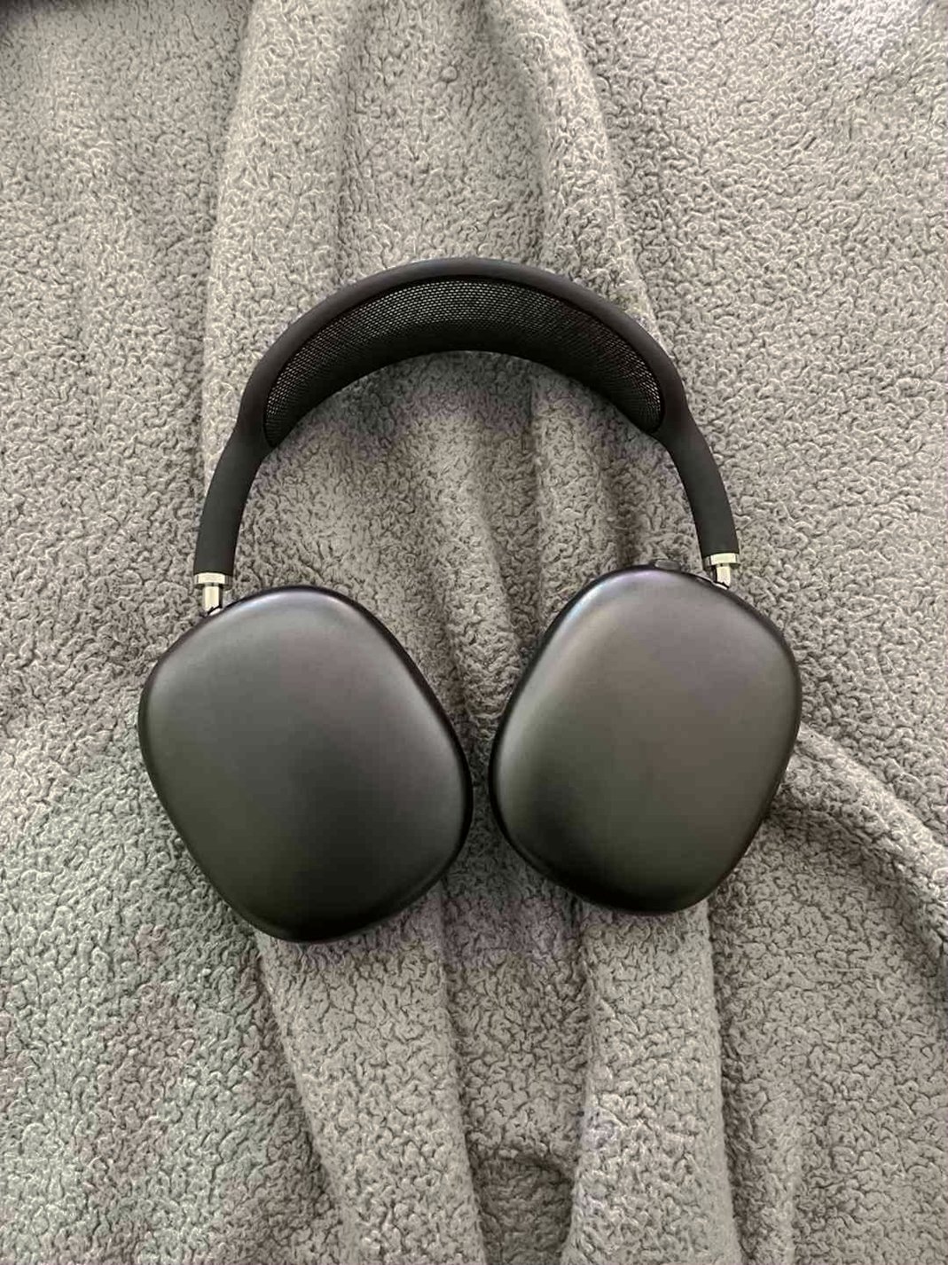 Apple AirPods Max Space Gray 3A21 Used image 5