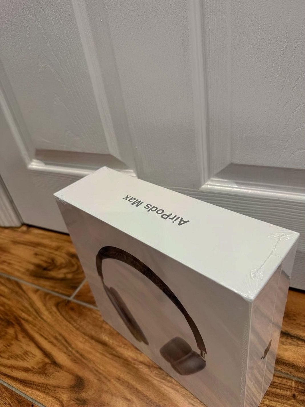 Apple AirPods Max 2nd Generation Unlocked - Used image 4