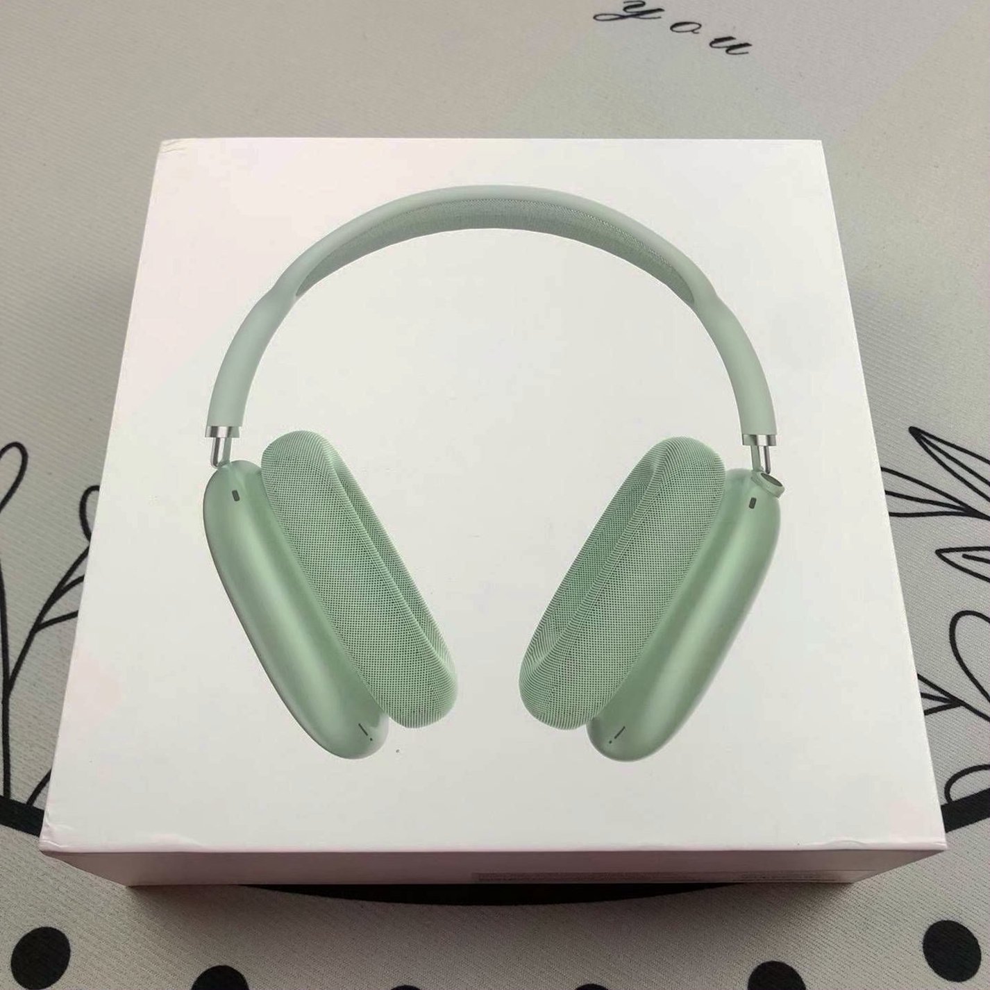 Apple AirPods Max 8S83 Green - Used image 4