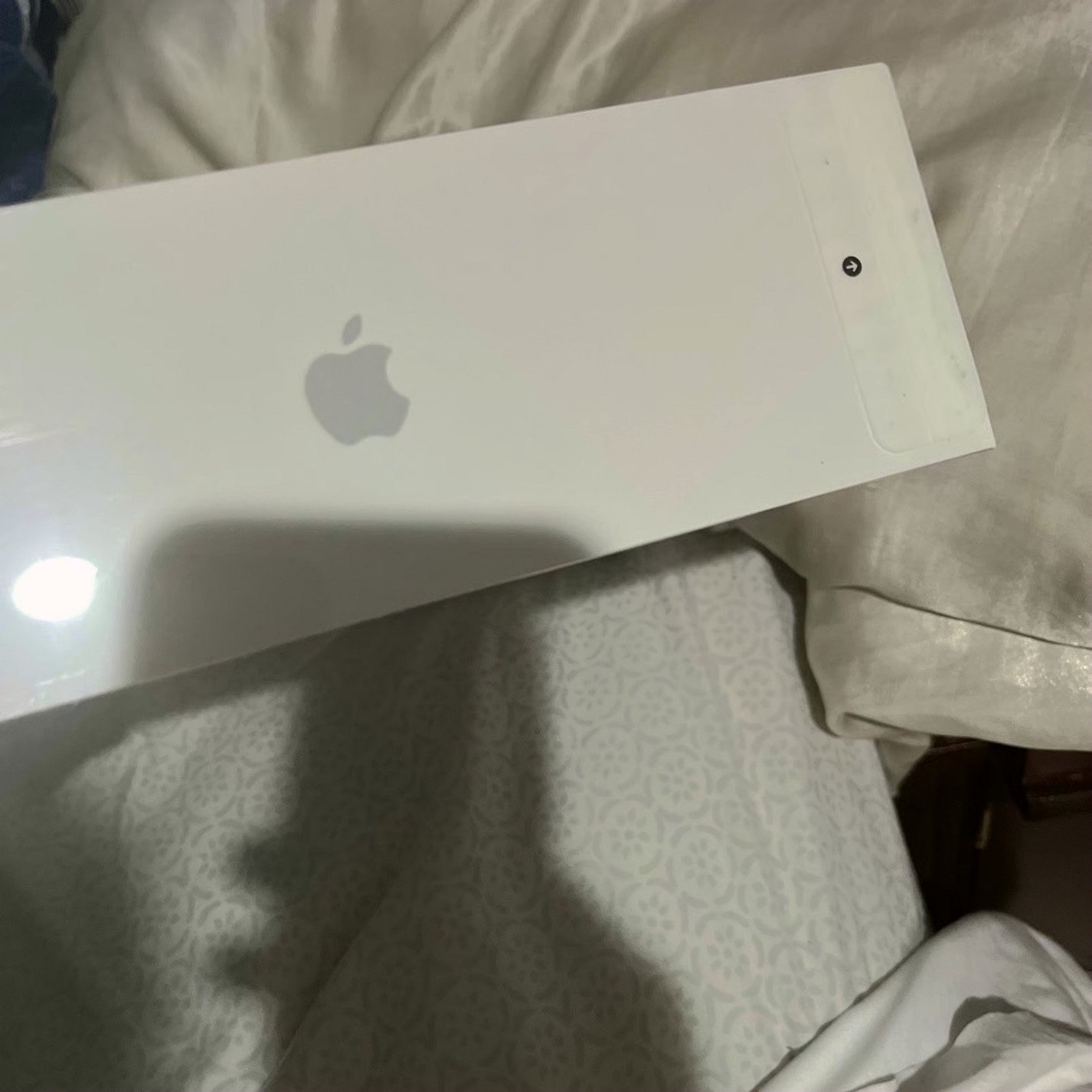 Apple AirPods Max 3F86 Unlocked - Used image 2