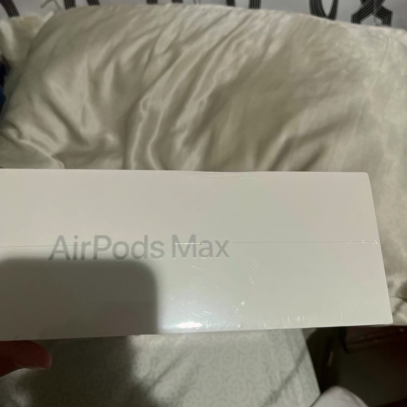 Apple AirPods Max 3F86 Unlocked - Used image 4