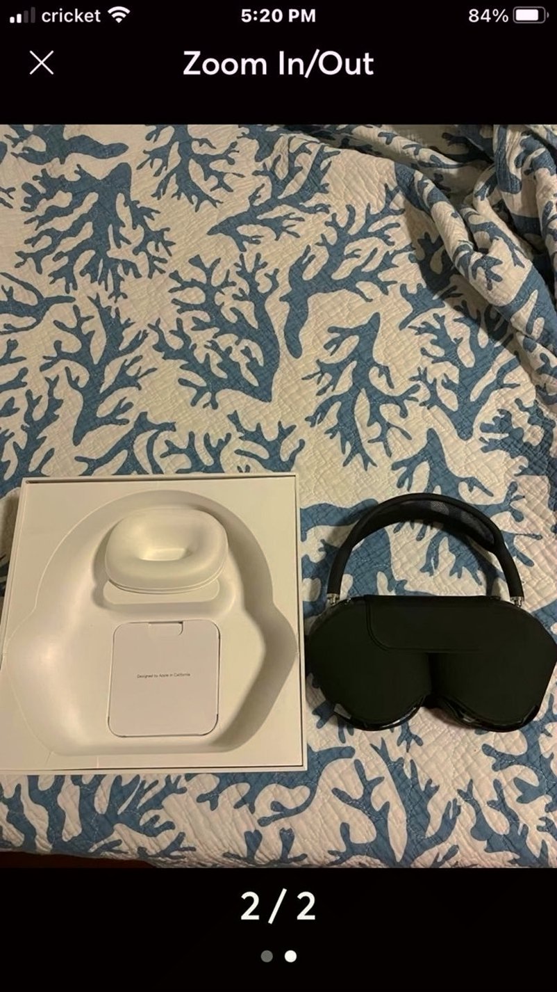 Apple Airpods Max 8F68 Space Grey Unlocked - Used image 2