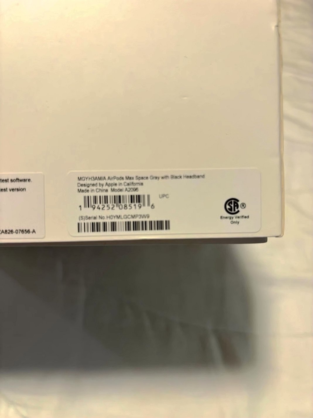 Apple AirPods Max Black Unlocked - Used image 2