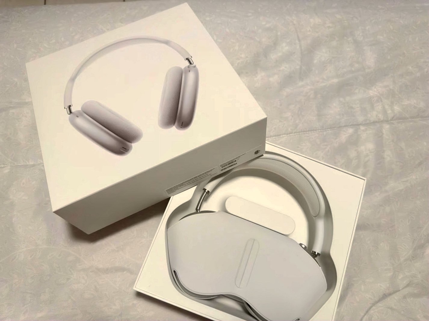 Apple AirPods Max 5F23 Space Gray - Used