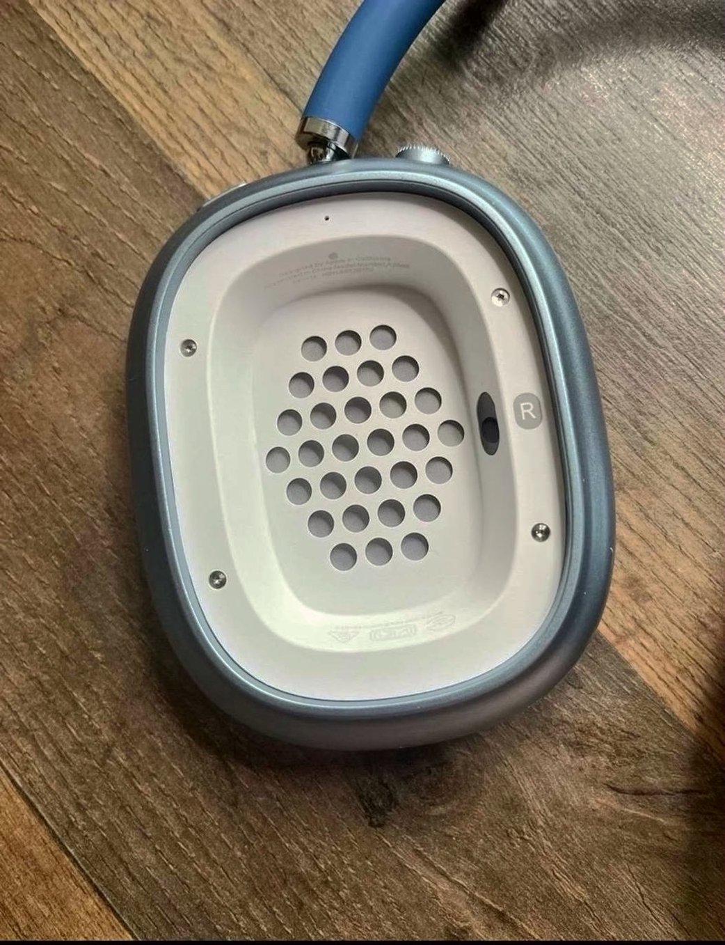 Apple AirPods Pro Max 8Z36 Used - Unlocked image 4