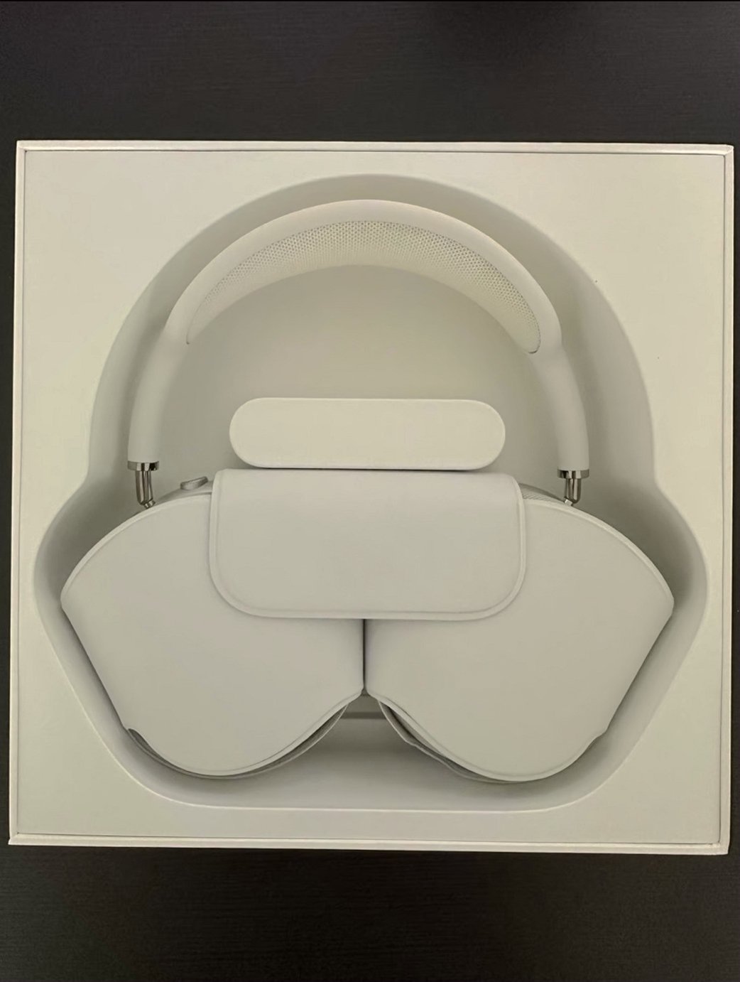 Apple AirPods Max 8P72 Silver - Used