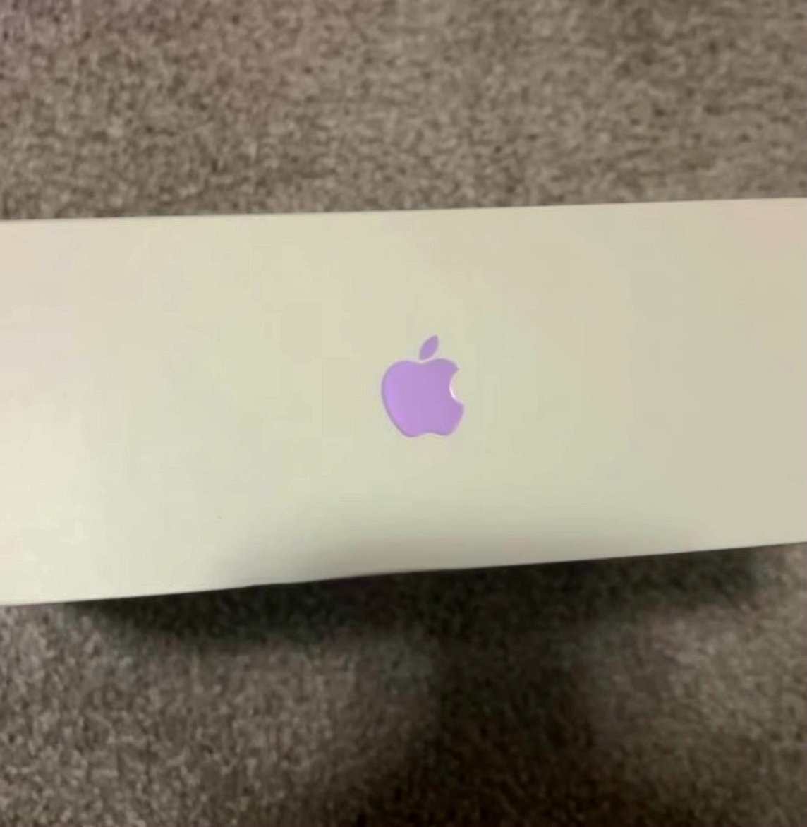 Apple AirPods Max Gen 2 Purple with Purple Headband - Used image 3