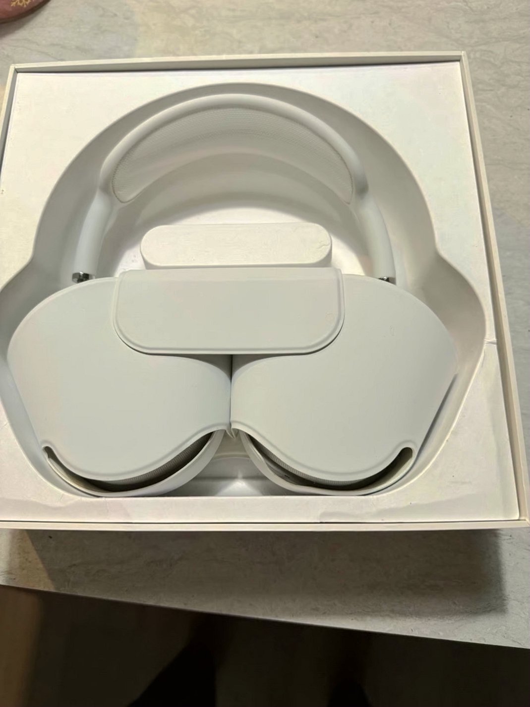 Apple AirPods Max 2S31 Unlocked - Used