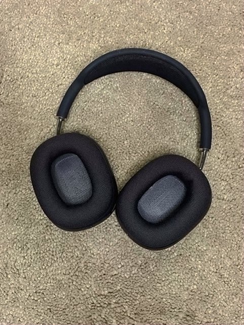 Apple AirPods Max 7J89 - Used image 2