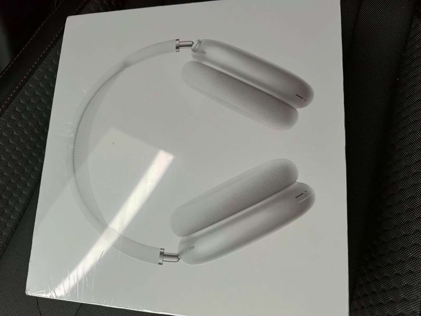 Apple AirPods Max Silver Unlocked - Used