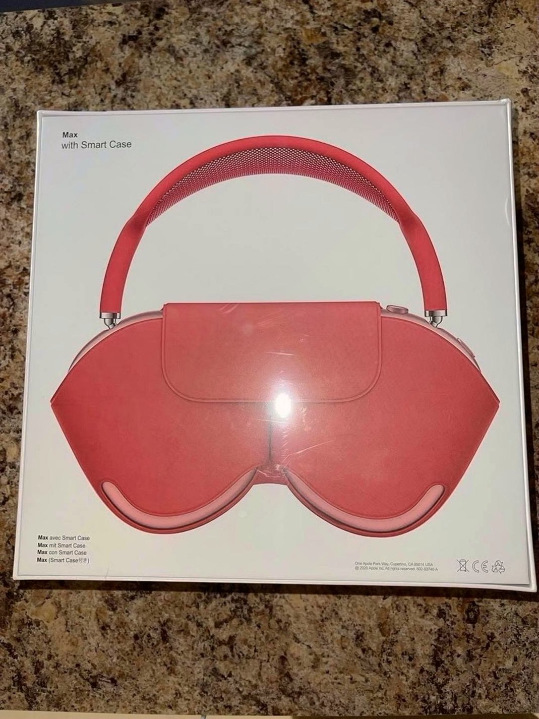 Apple AirPods Max Pink Unlocked - Used image 2