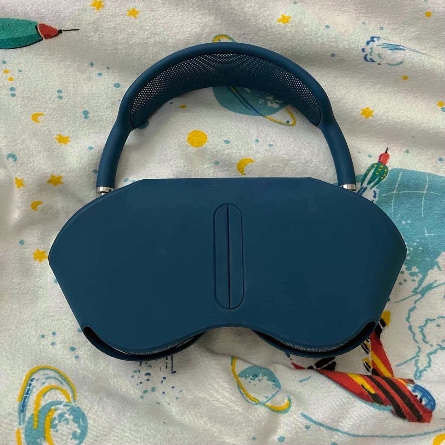 Apple AirPods Max Blue Used image 5