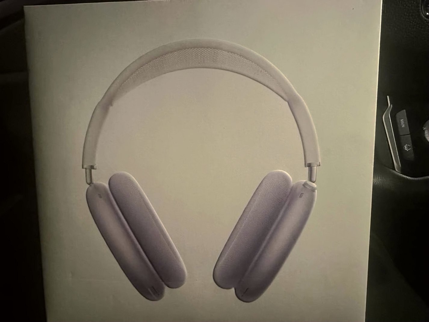 Apple AirPods Max 3O36 Purple Unlocked - Used