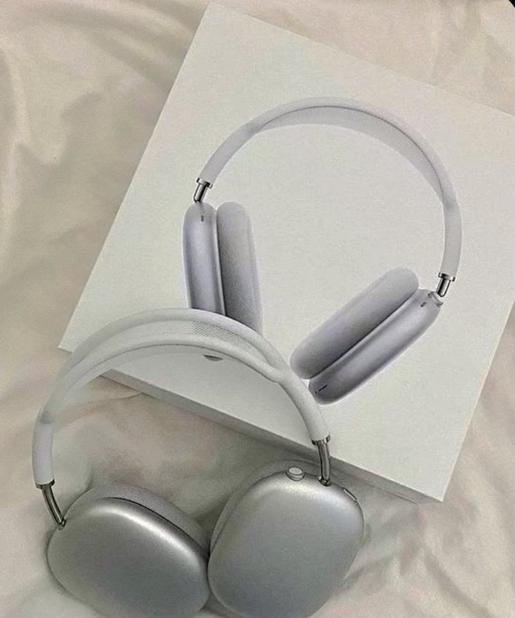 Apple AirPods Max White Unlocked - Used