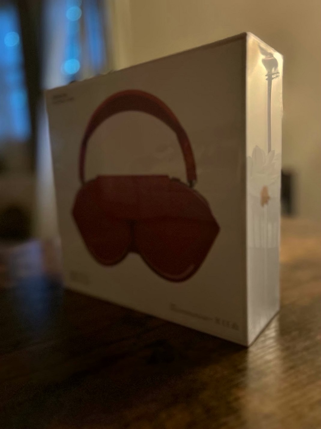 Apple AirPods Max Pink Unlocked - Used image 3
