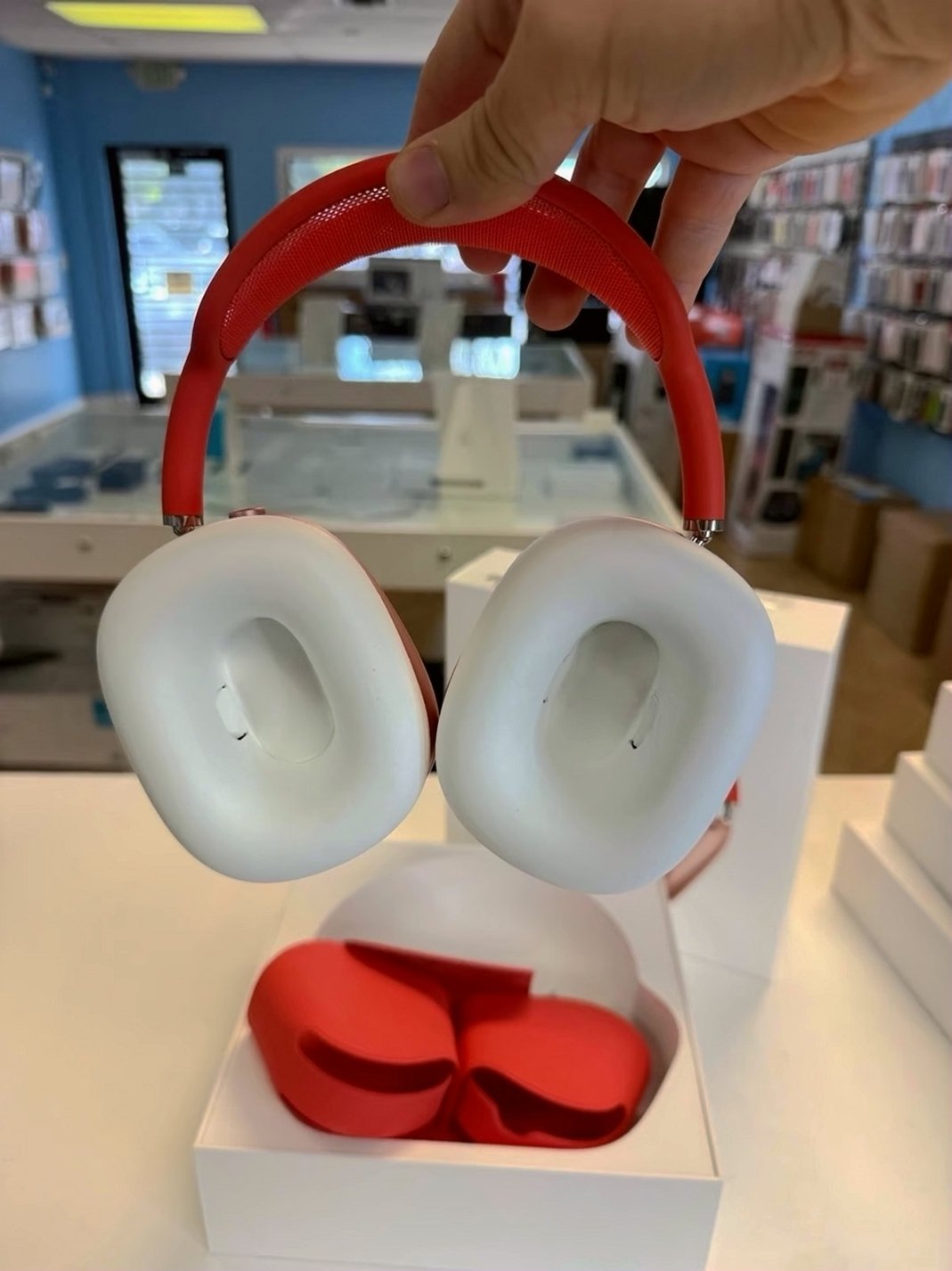 Apple AirPods Max Pink Unlocked Used image 5