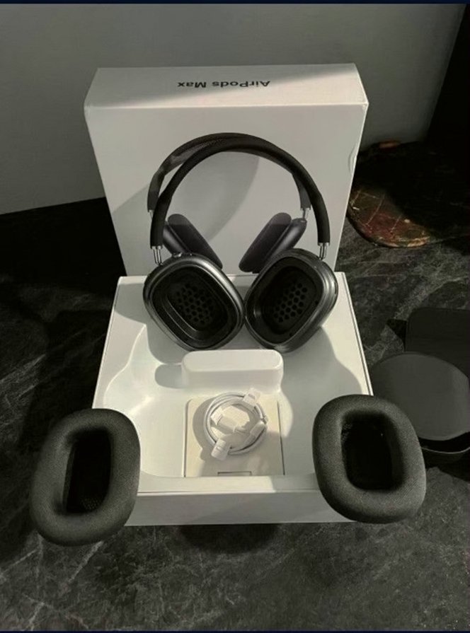Apple AirPods Max 5Q25 Black Unlocked - Used