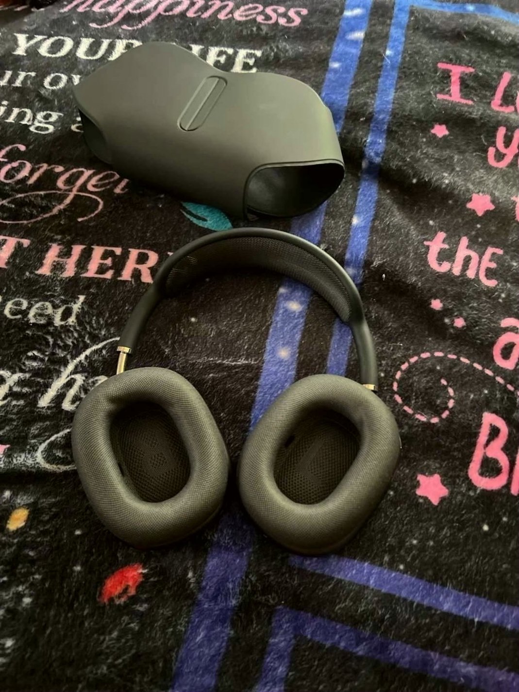 Apple AirPods Max Space Gray Used - No Box image 3