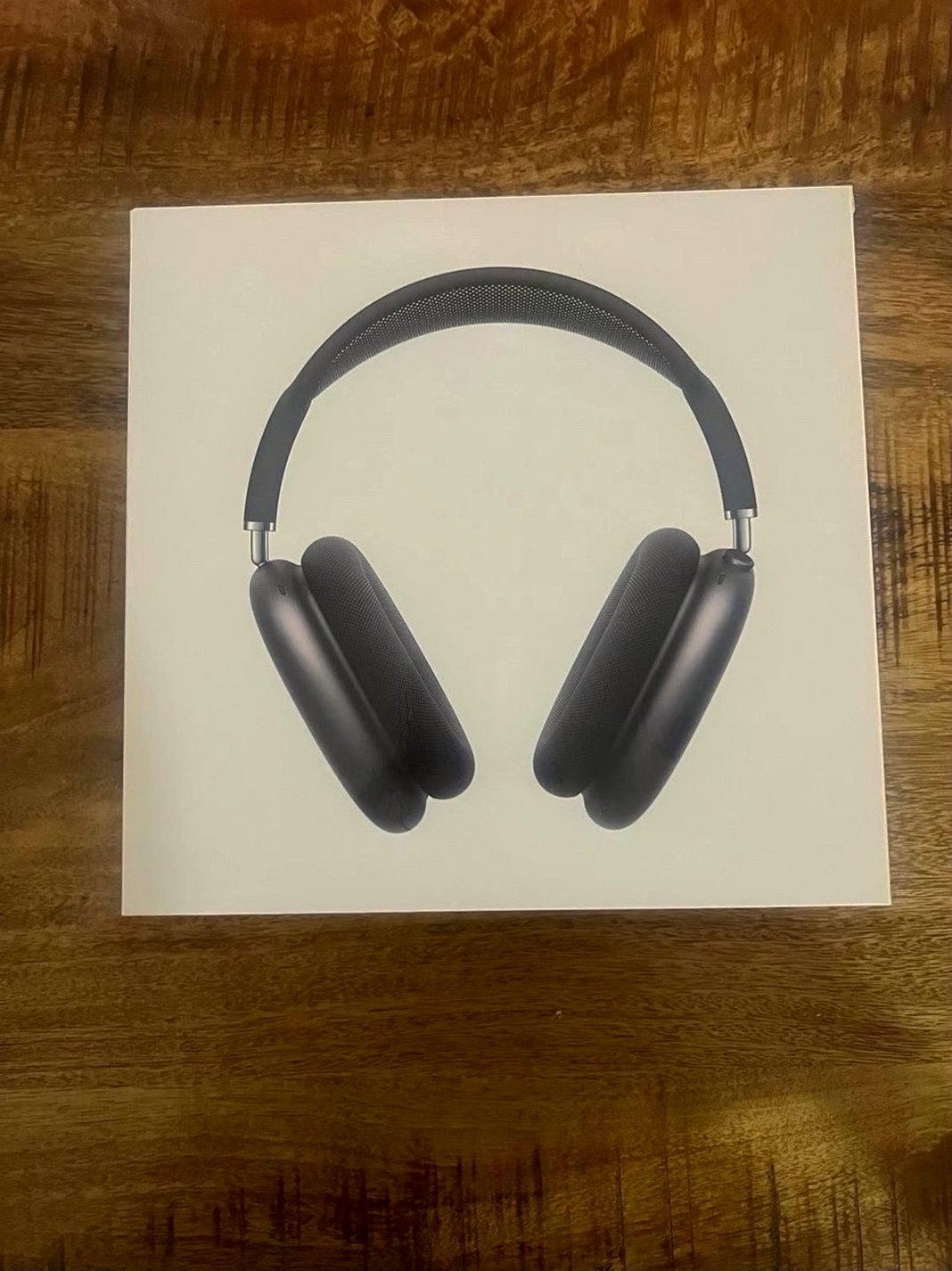 Apple AirPods Max Space Gray Unlocked - Used image 4