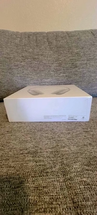Apple AirPods Max Silver Unlocked - Used image 5