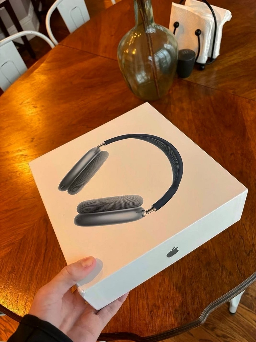 Apple AirPods Max Sky Blue USB-C Unlocked - Used image 2