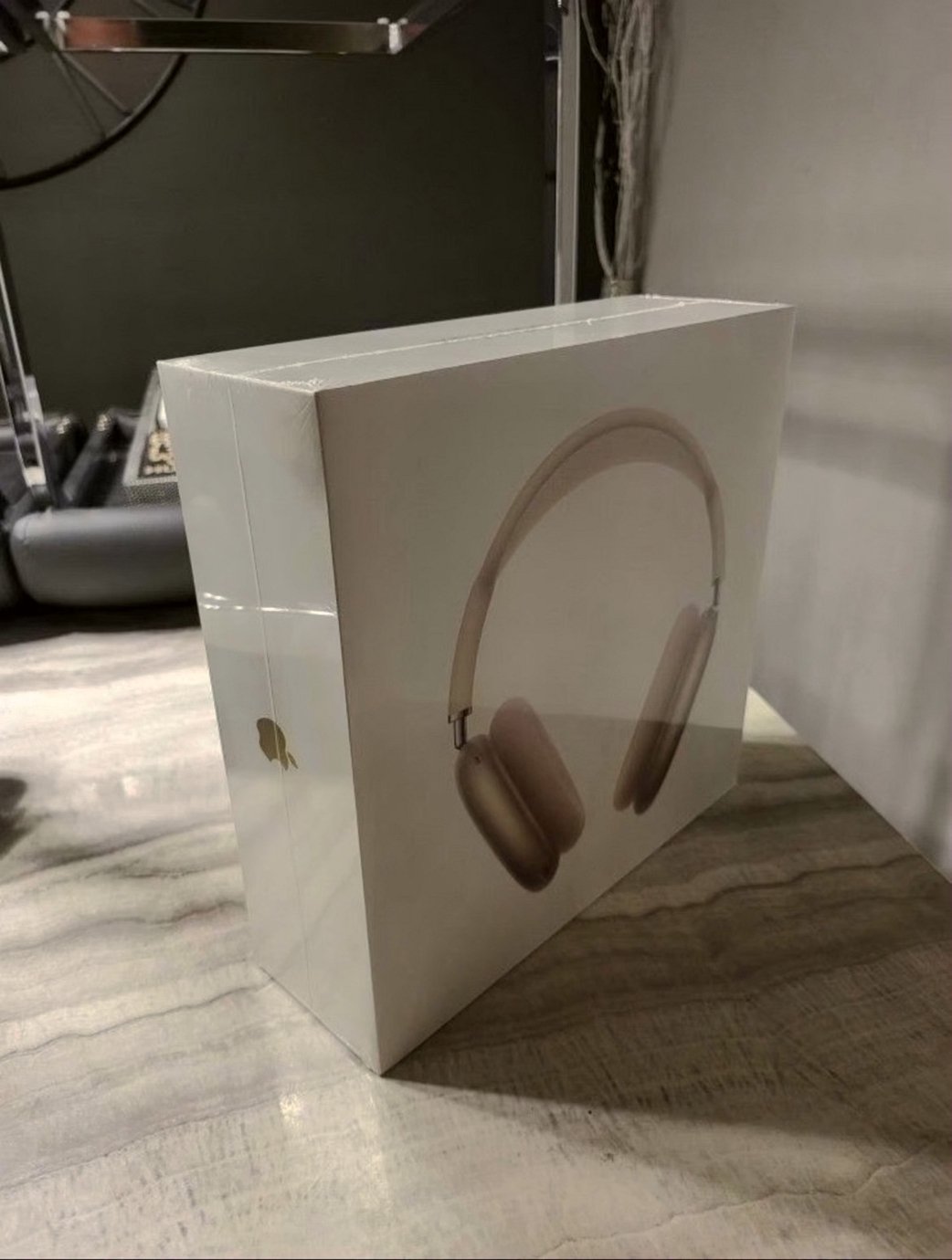 Apple AirPods Max Starlight 3S37 Unlocked - Used
