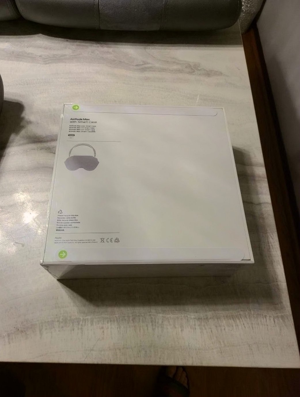 Apple AirPods Max Starlight 3S37 Unlocked - Used image 3