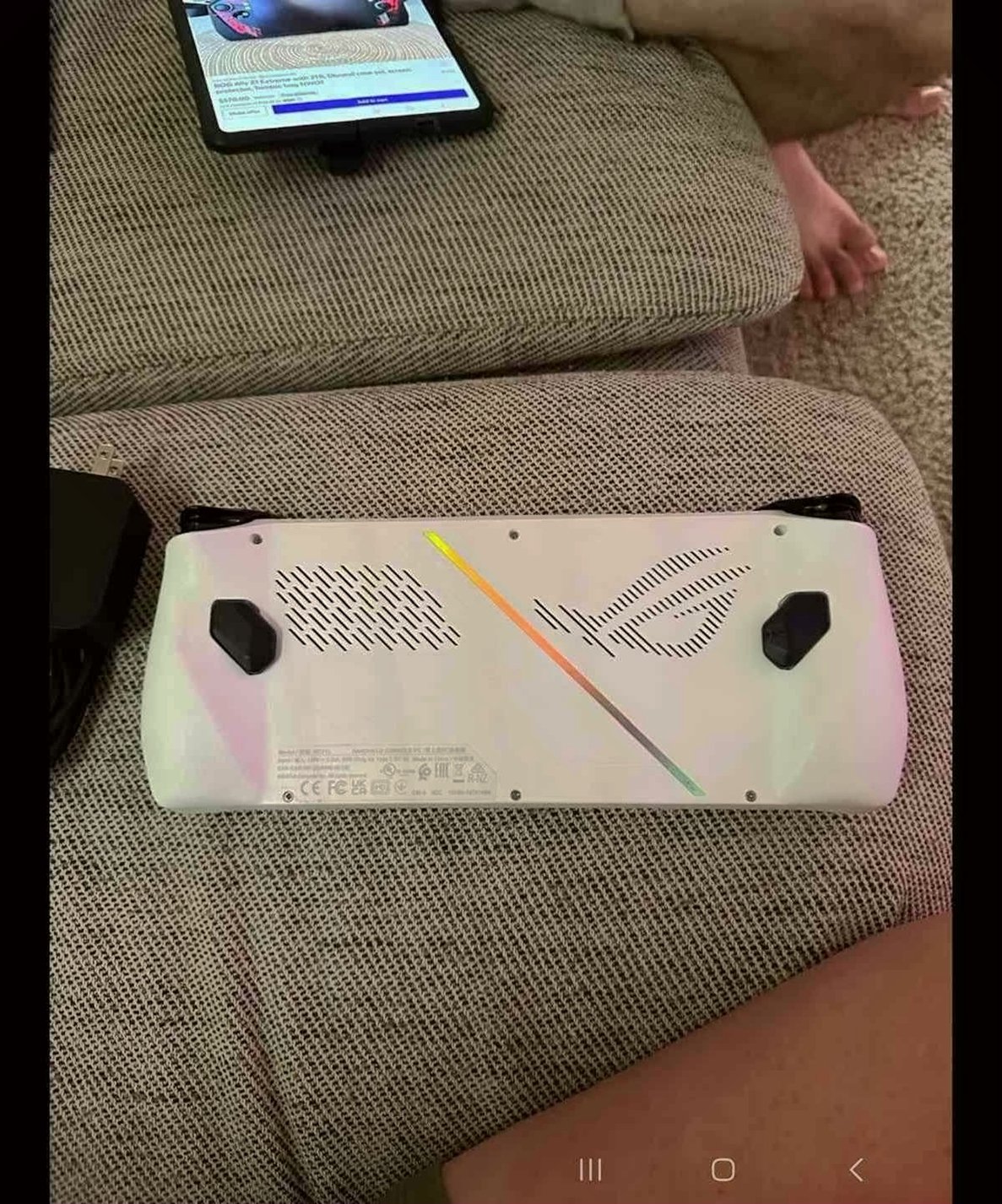 ASUS ROG Ally Z1 Extreme 1TB Used image 5