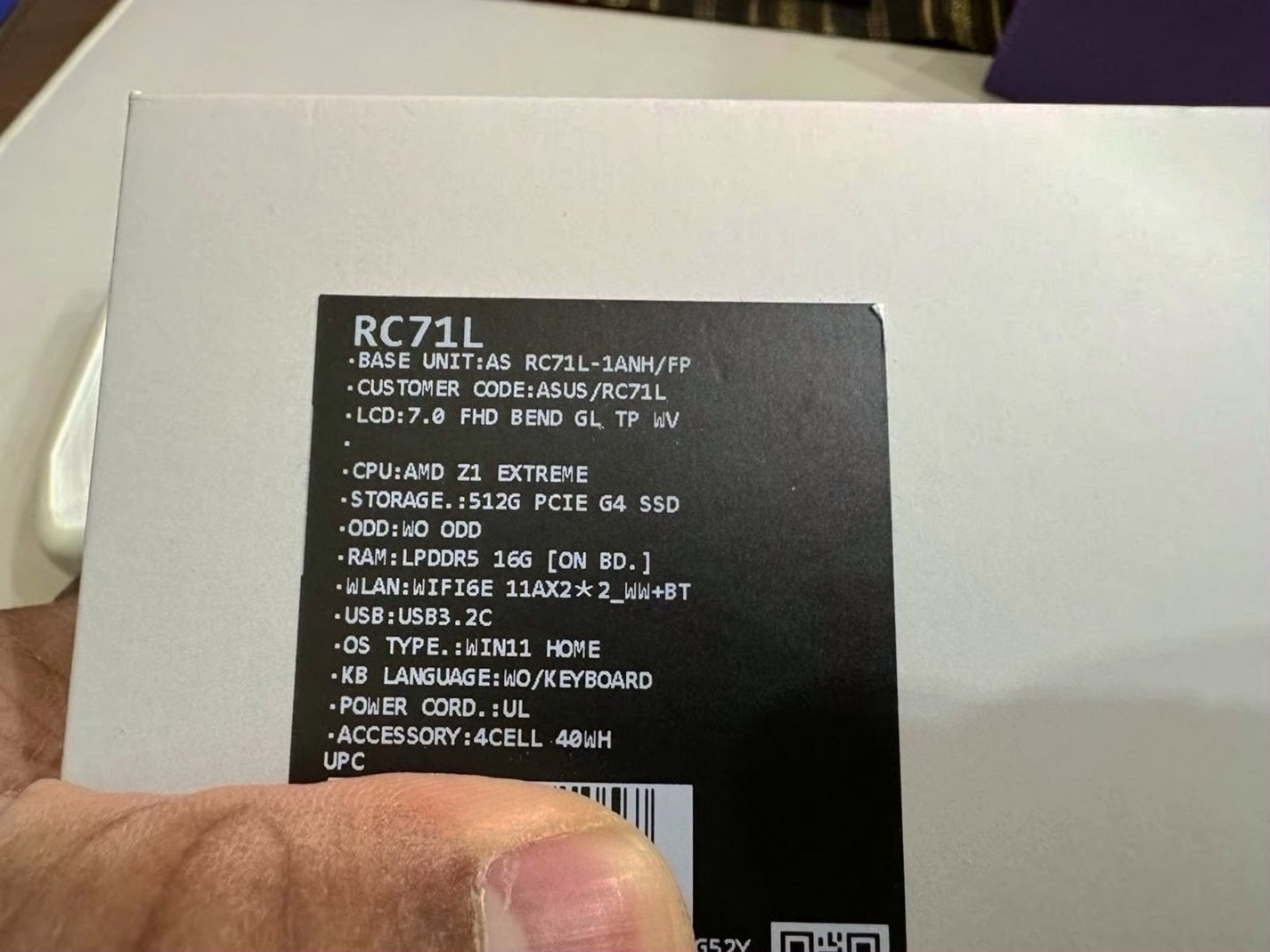 ASUS ROG Ally Z1 Extreme 6M21 Used - Unlocked image 3