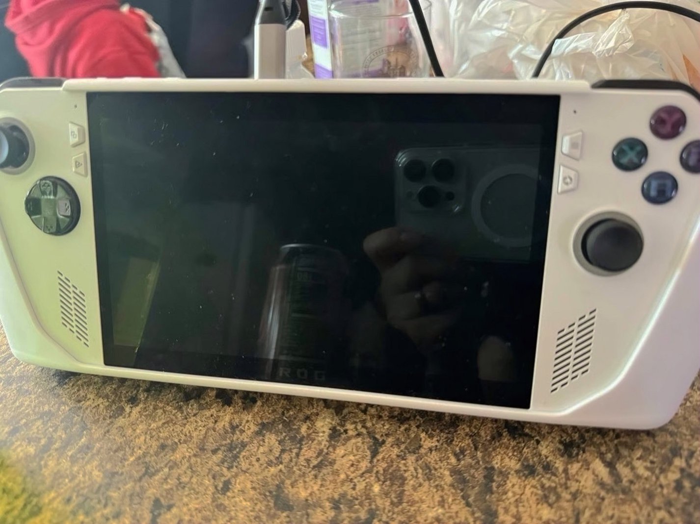 ASUS ROG Ally Z1E - Used image 2