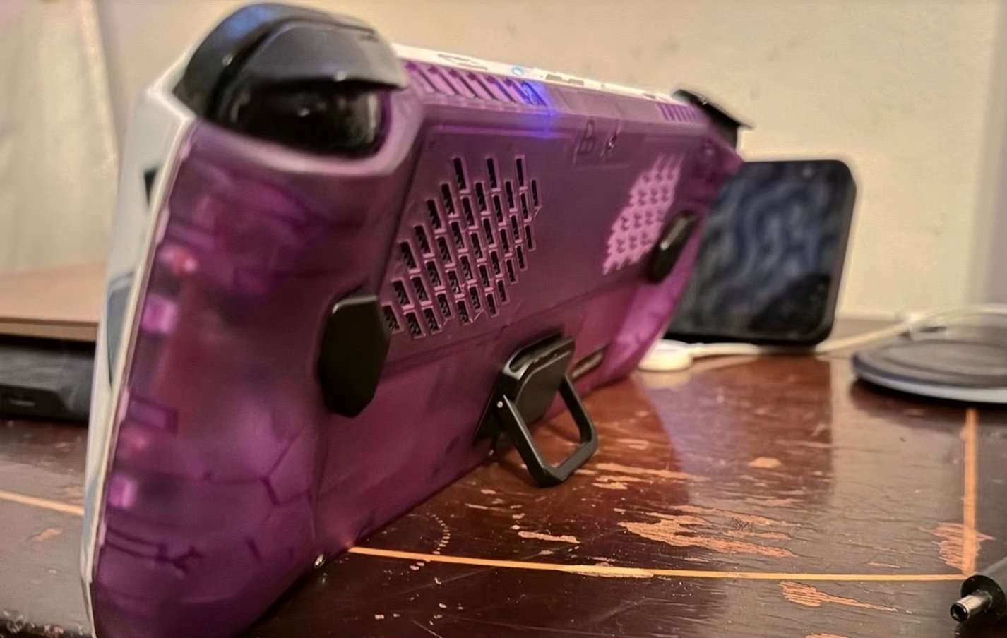 ASUS ROG Ally Z1 Extreme 2L16 Purple Back Plate Unlocked - Used