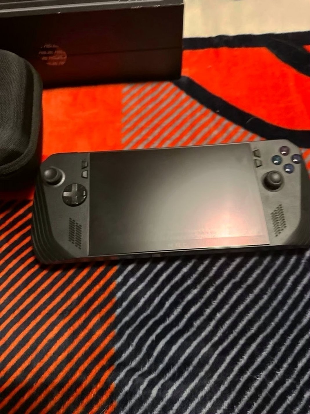Asus Rog Ally X 1TB SSD White Unlocked - Used image 2