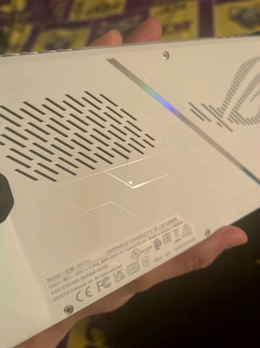 ASUS ROG Ally Z1 Extreme 2TB Unlocked - Used image 3