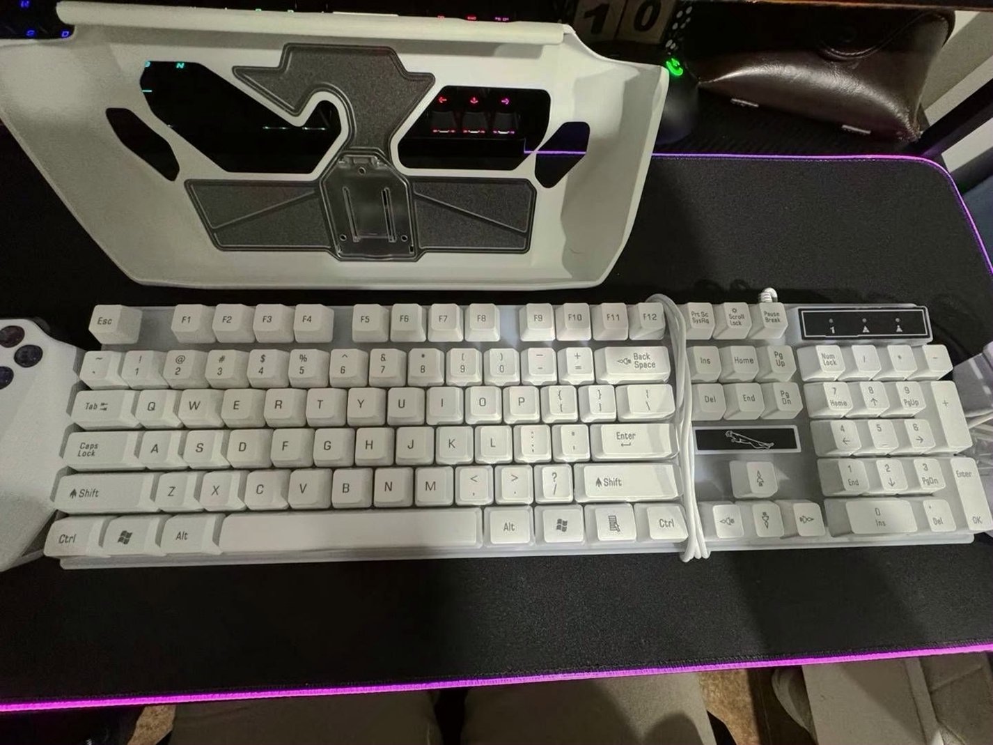 ASUS ROG Ally Z1 Extreme 512GB Unlocked - Used image 4