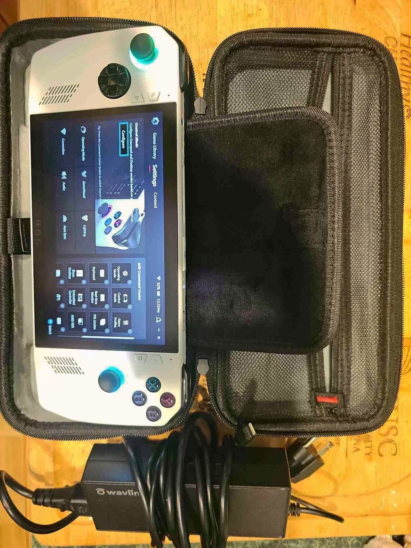 ASUS ROG Ally Z1 Extreme 256GB Unlocked - Used