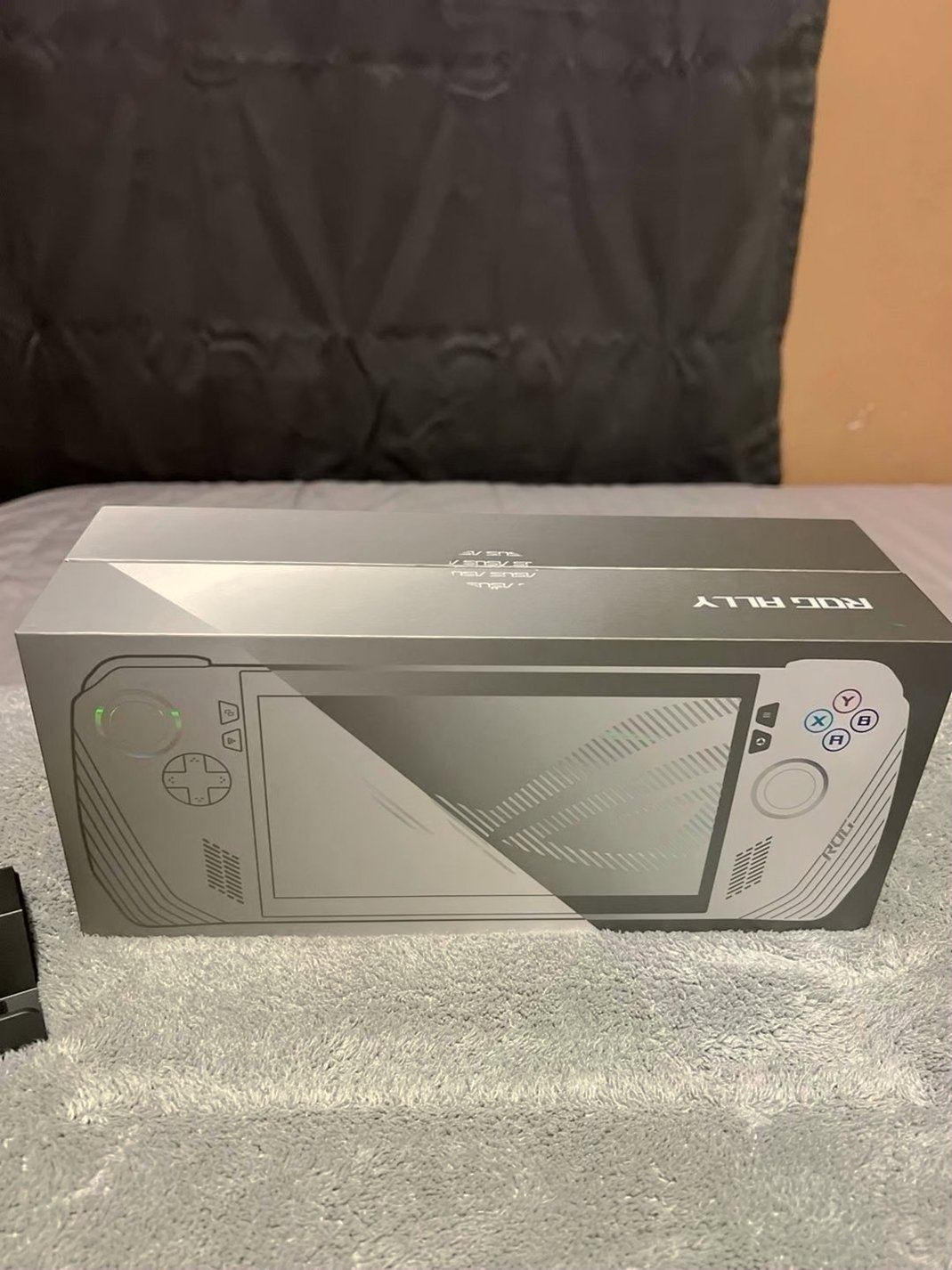 ASUS ROG Ally Z1 Extreme 1TB Unlocked - Used image 4