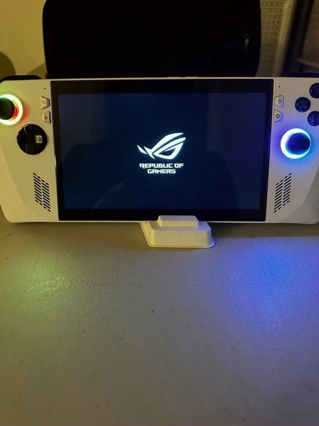 Asus ROG Ally Z1 Extreme + 512GB Black Unlocked - Used