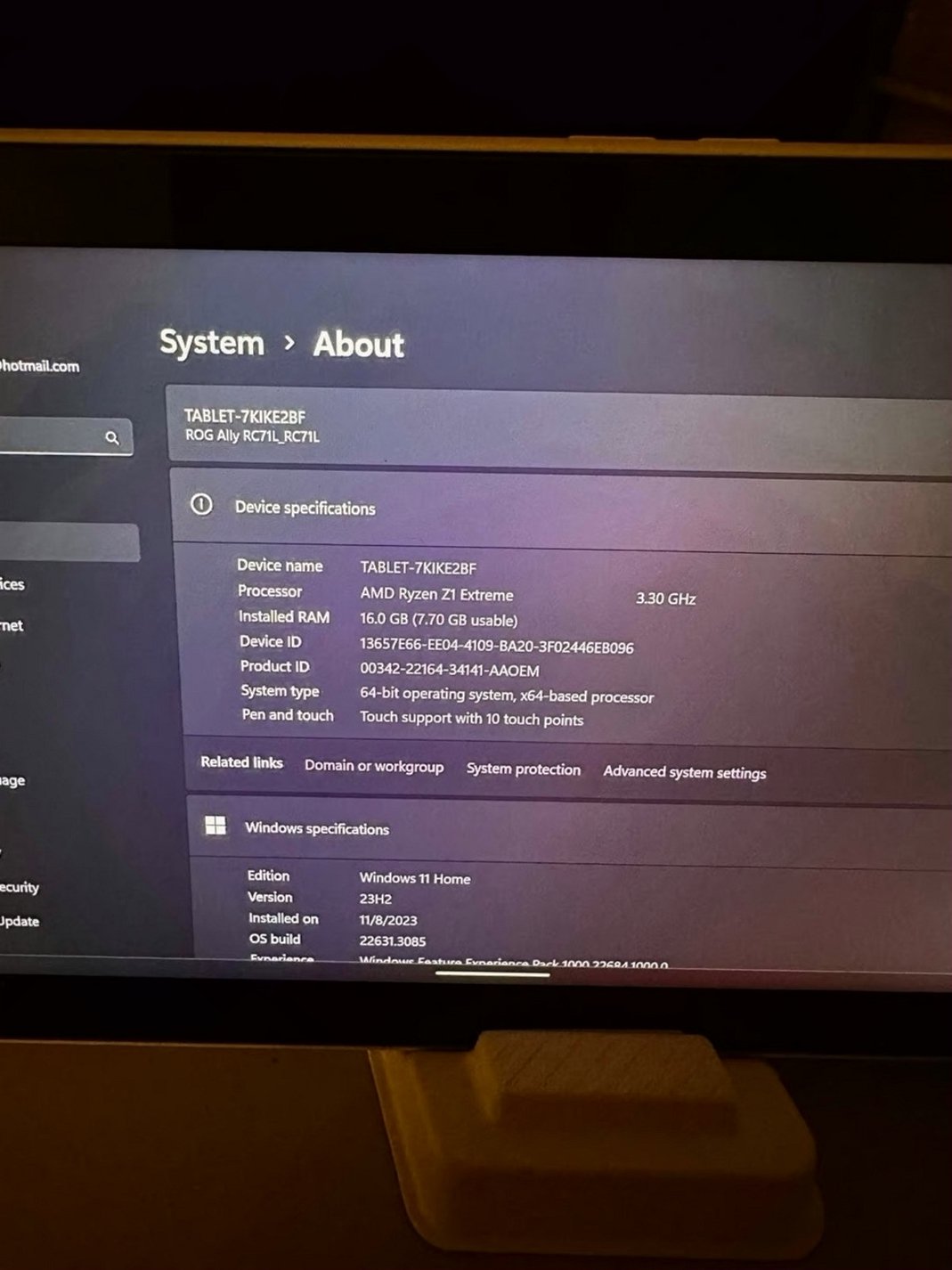 Asus ROG Ally Z1 Extreme + 512GB Black Unlocked - Used image 4