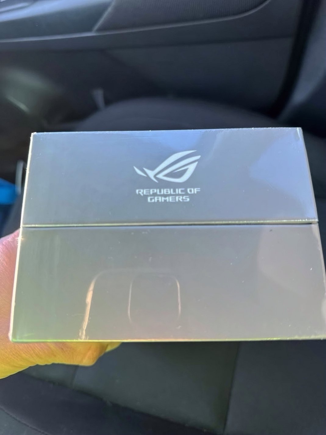 ASUS ROG Ally Portable Gaming PC 512GB Unlocked - Used image 4
