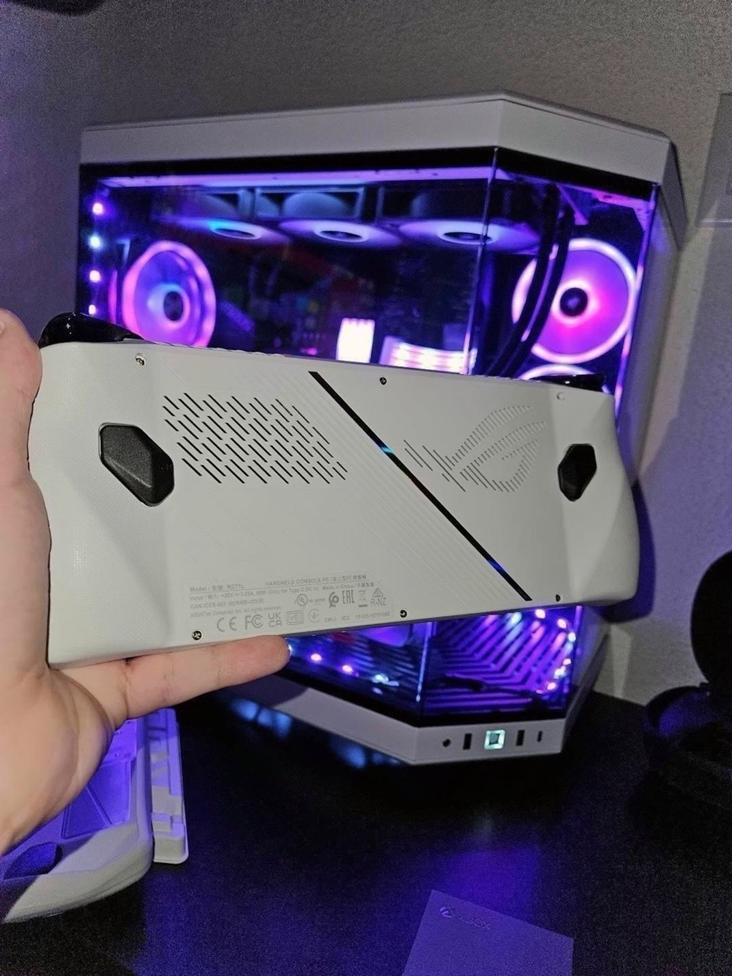 ASUS ROG Ally 512GB Black - Used image 3